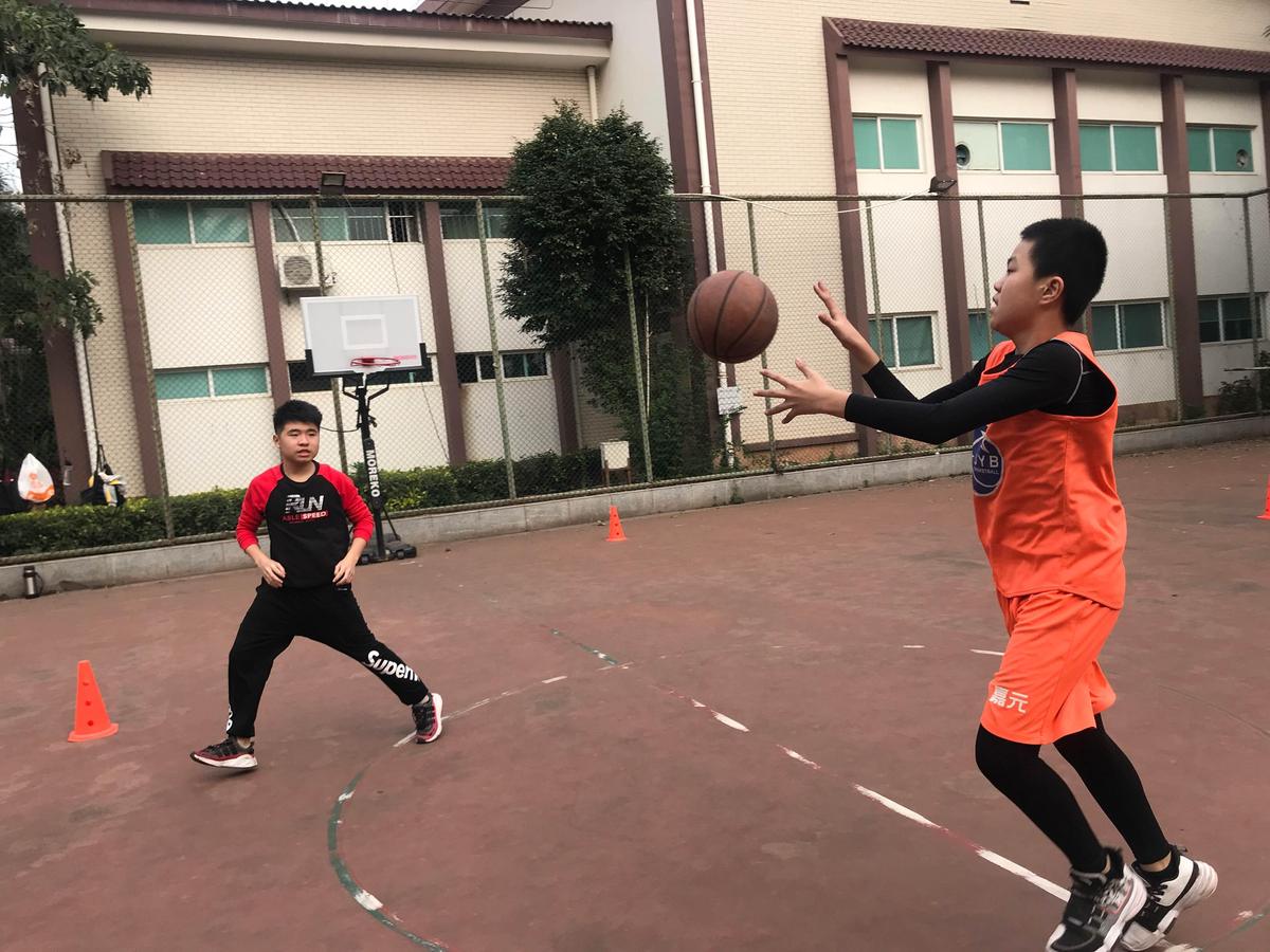 如何利用杯赛提升团队协作能力_2